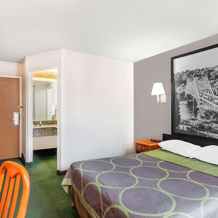 Super 8 By Wyndham Athens Ξενοδοχείο Εξωτερικό φωτογραφία
