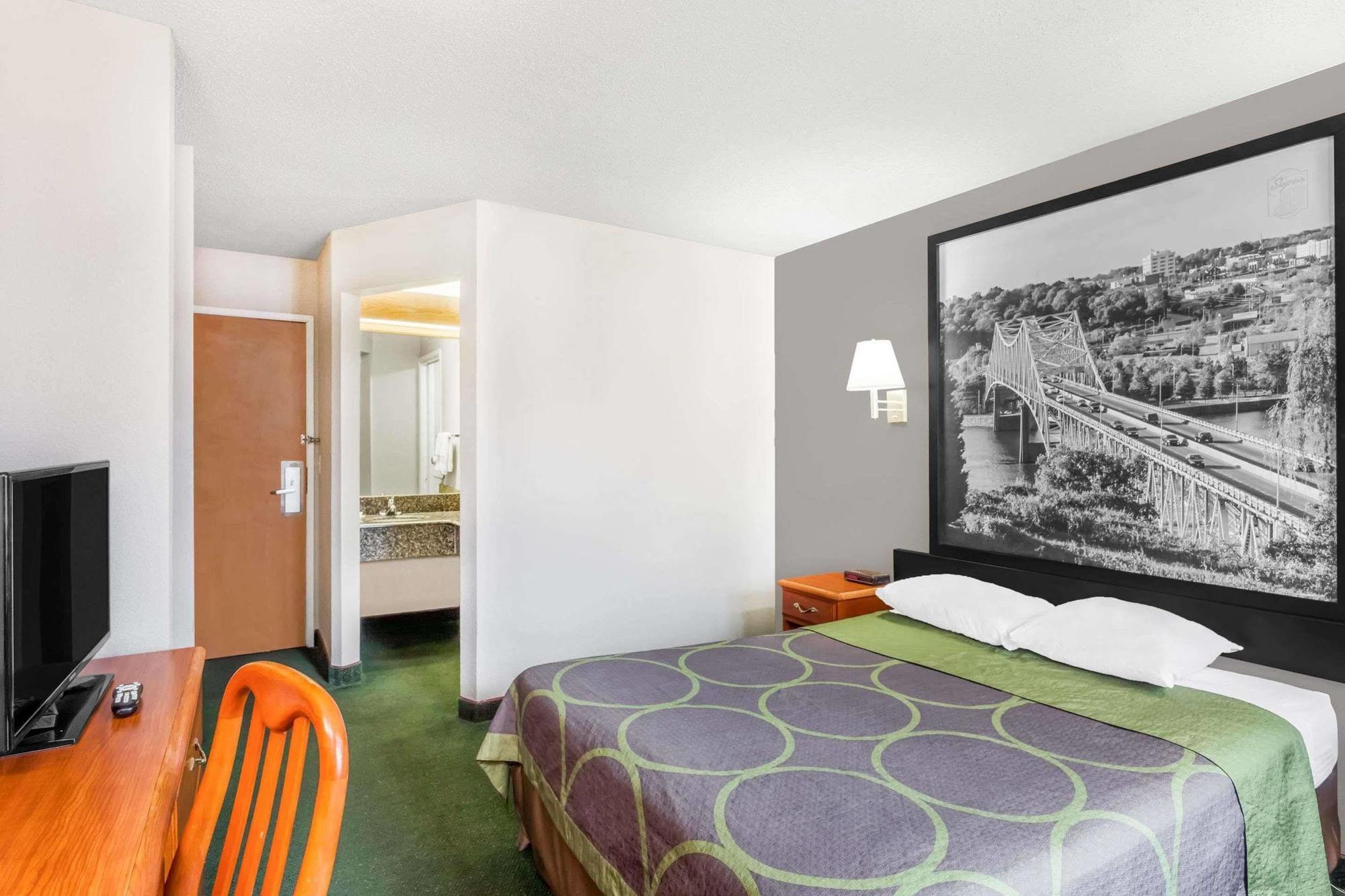 Super 8 By Wyndham Athens Ξενοδοχείο Εξωτερικό φωτογραφία